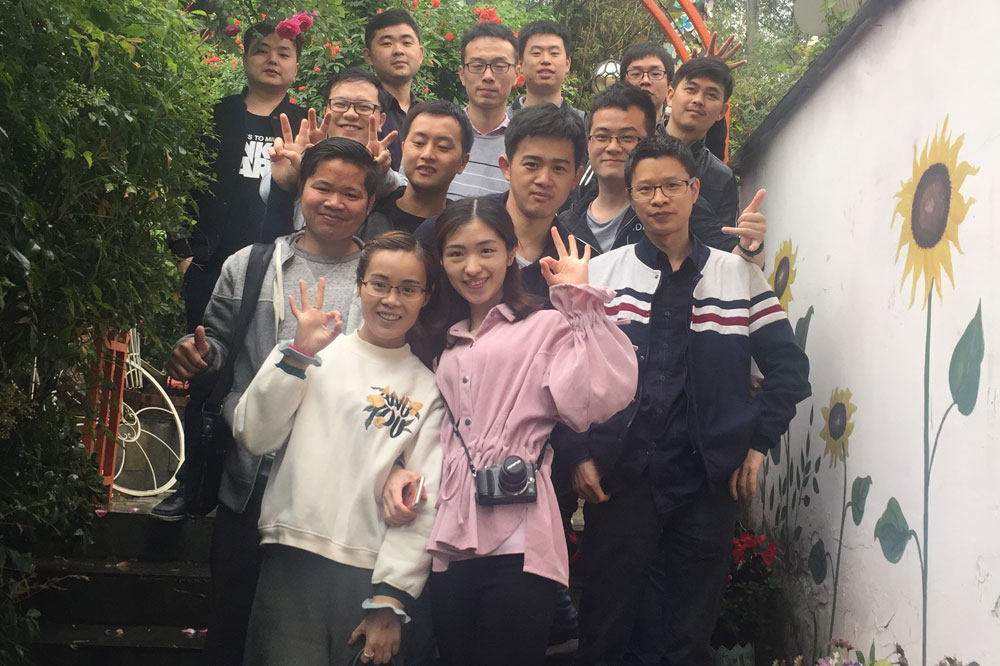 蜜桃成人AV一区二区三区